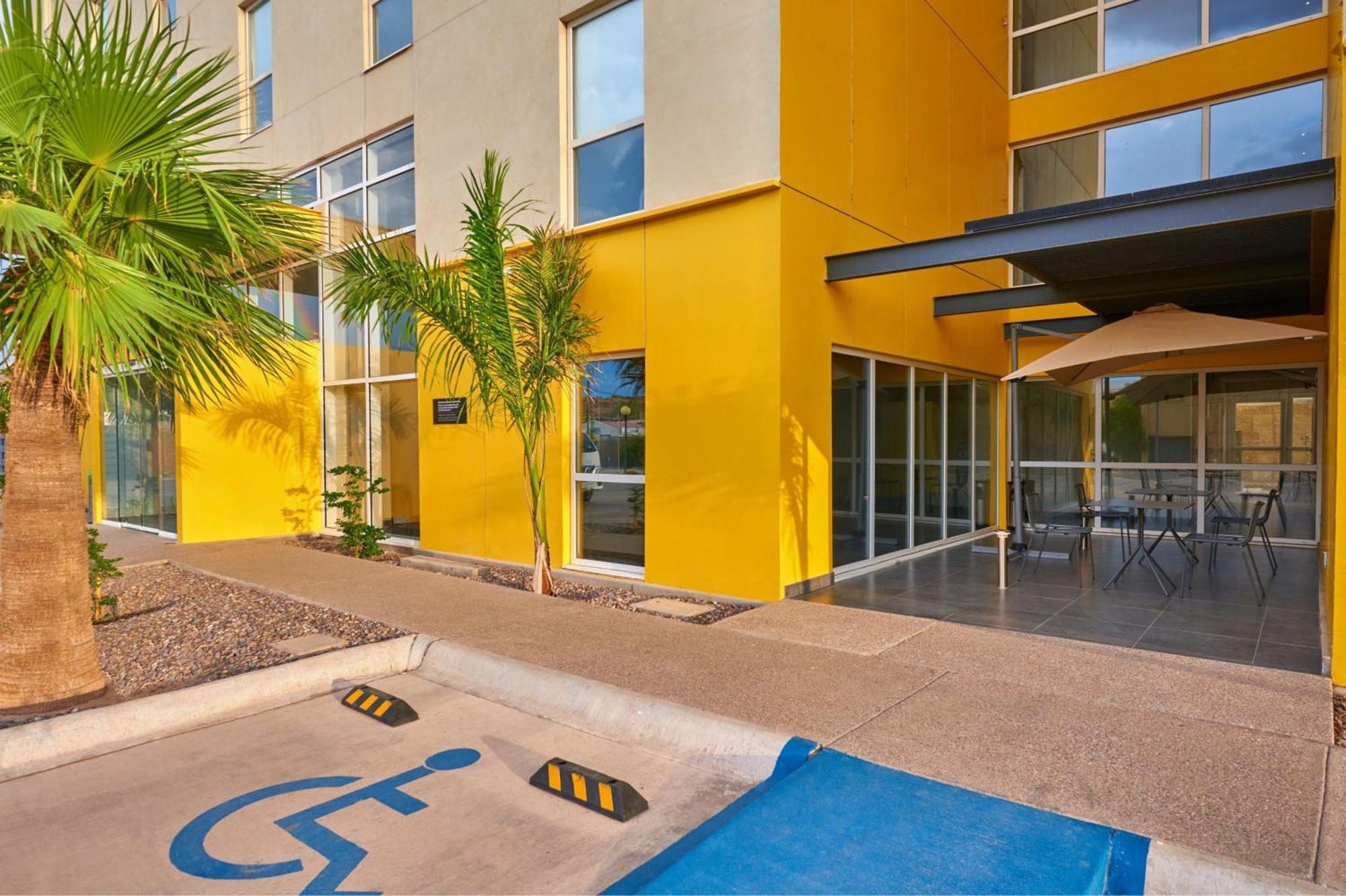 City Express By Marriott Caborca Heroica Caborca Eksteriør billede
