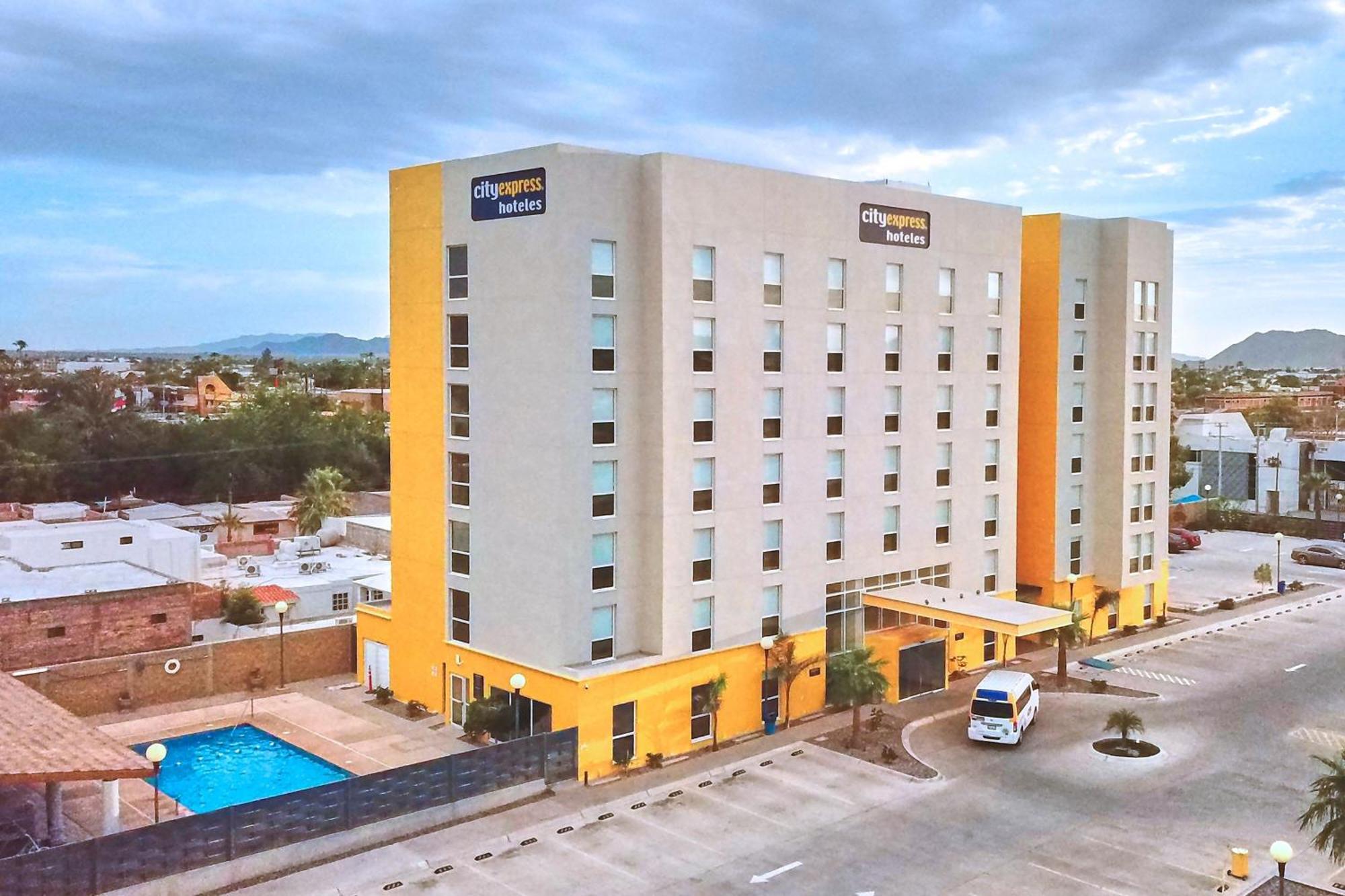 City Express By Marriott Caborca Heroica Caborca Eksteriør billede